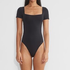 Aritzia Contour Squareneck Bodysuit